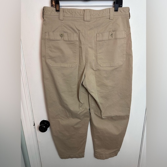 Banana Republic Tan Barrel Pants - Picture 5 of 8